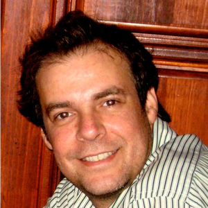 Christian Barzelatto (CEO of DINT Doblajes Internacionales)